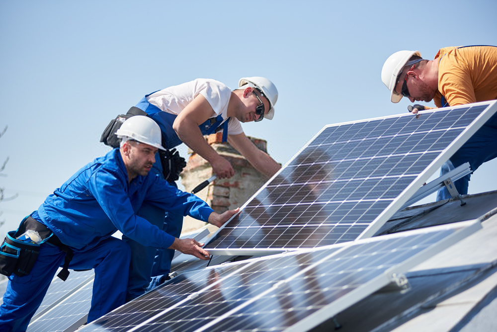Como funcionam os painéis solares?